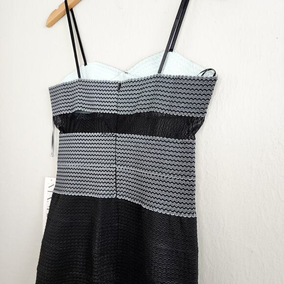 NWT Jovani Maslavi Black White Bandage Mesh Cocktail Mini Dress Size 8 - Picture 11 of 13